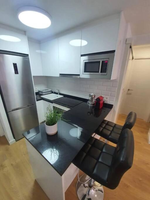 Beautiful Sea Views Cozy Apartment 350 M From Beach Benalmádena Εξωτερικό φωτογραφία
