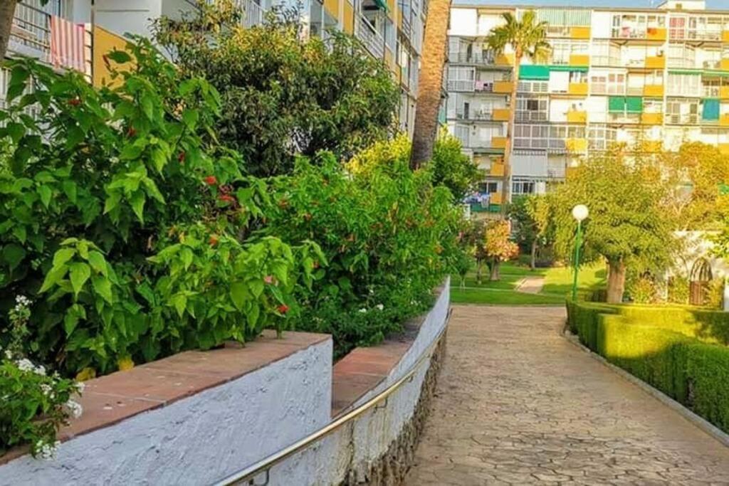Beautiful Sea Views Cozy Apartment 350 M From Beach Benalmádena Εξωτερικό φωτογραφία