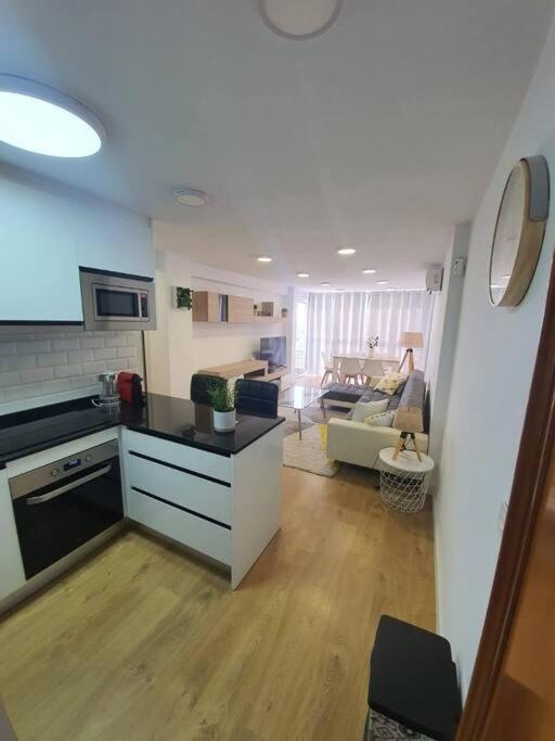 Beautiful Sea Views Cozy Apartment 350 M From Beach Benalmádena Εξωτερικό φωτογραφία